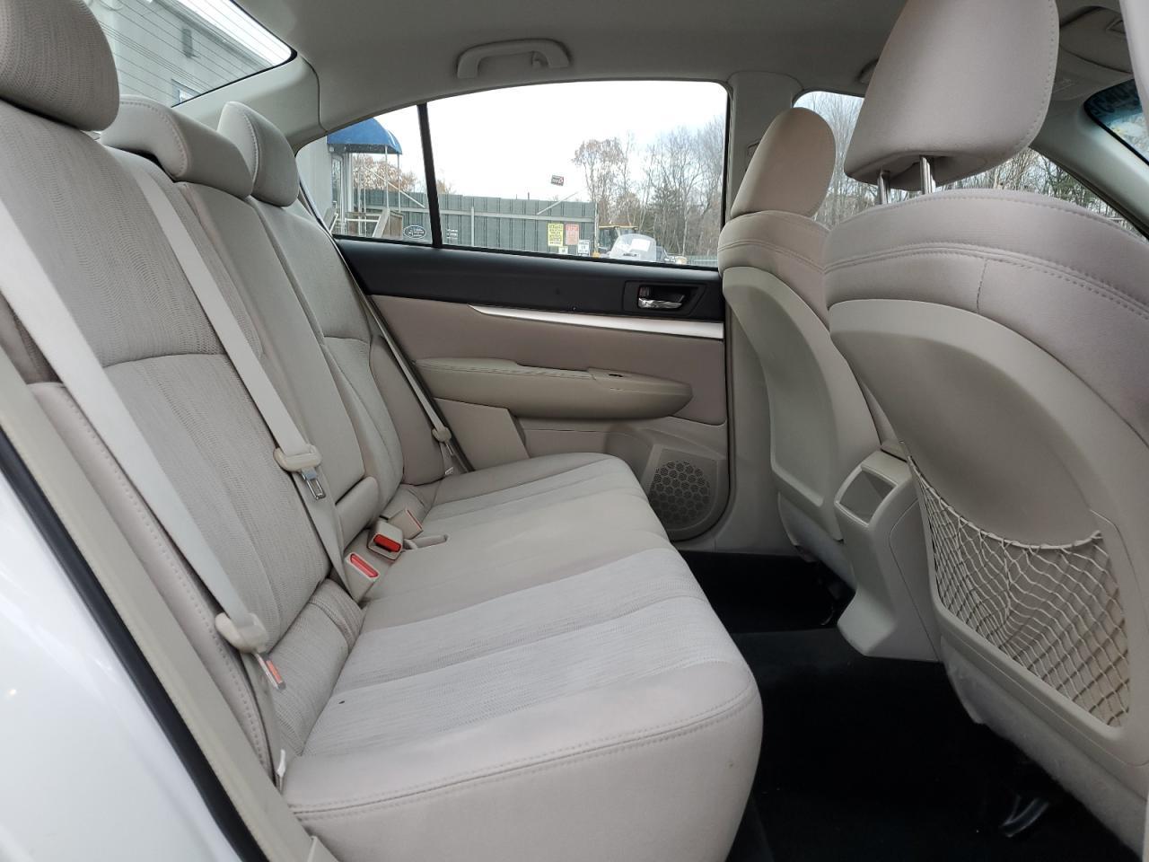 2013 SUBARU Legacy