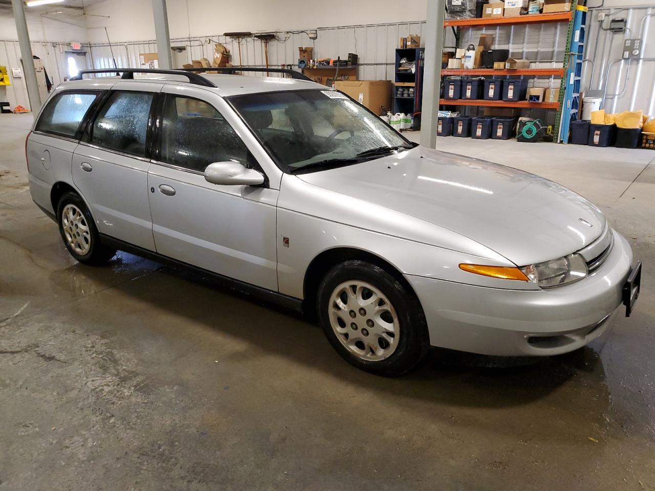 2002 SATURN Lw200