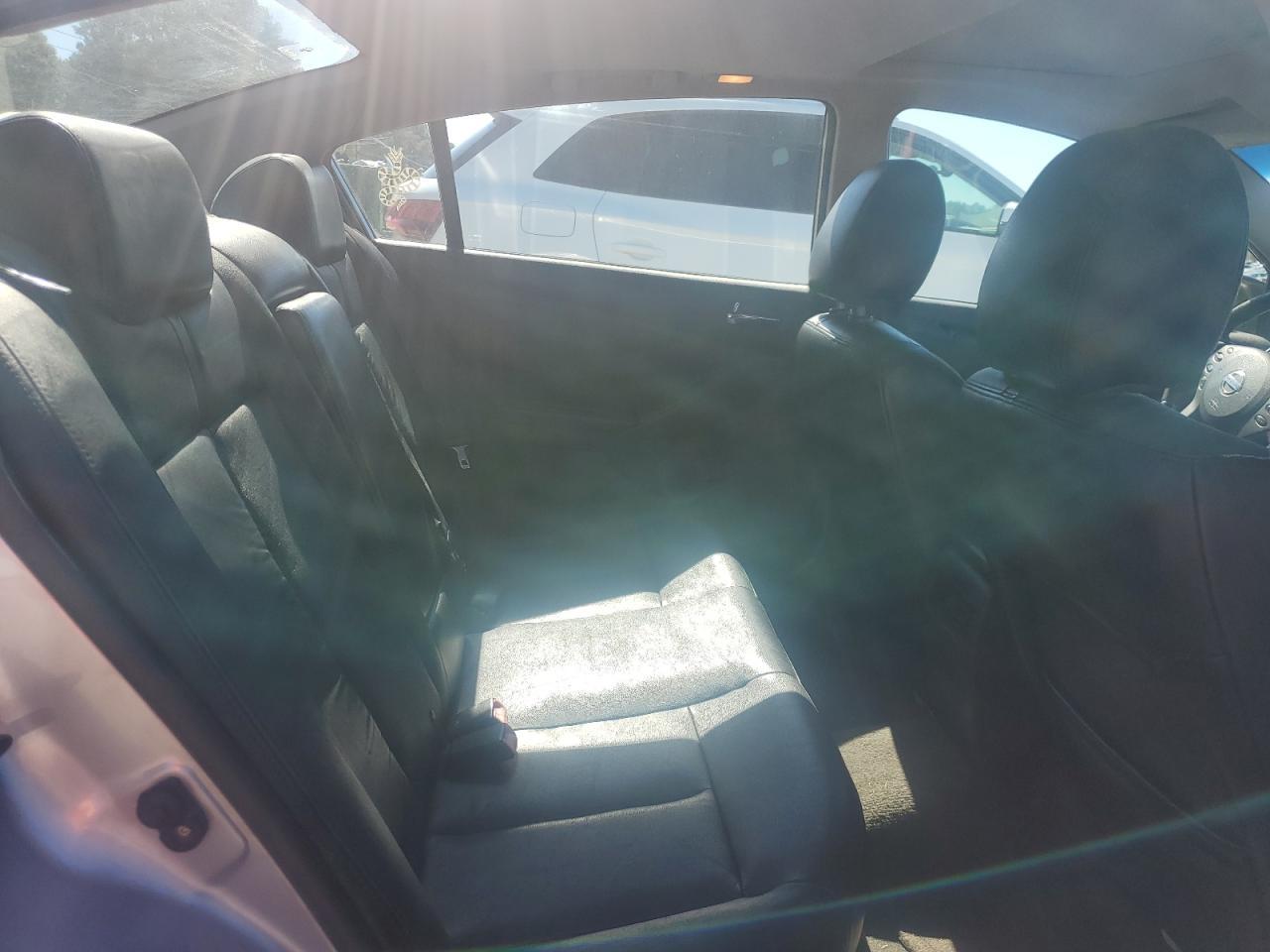 2010 NISSAN ALTIMA