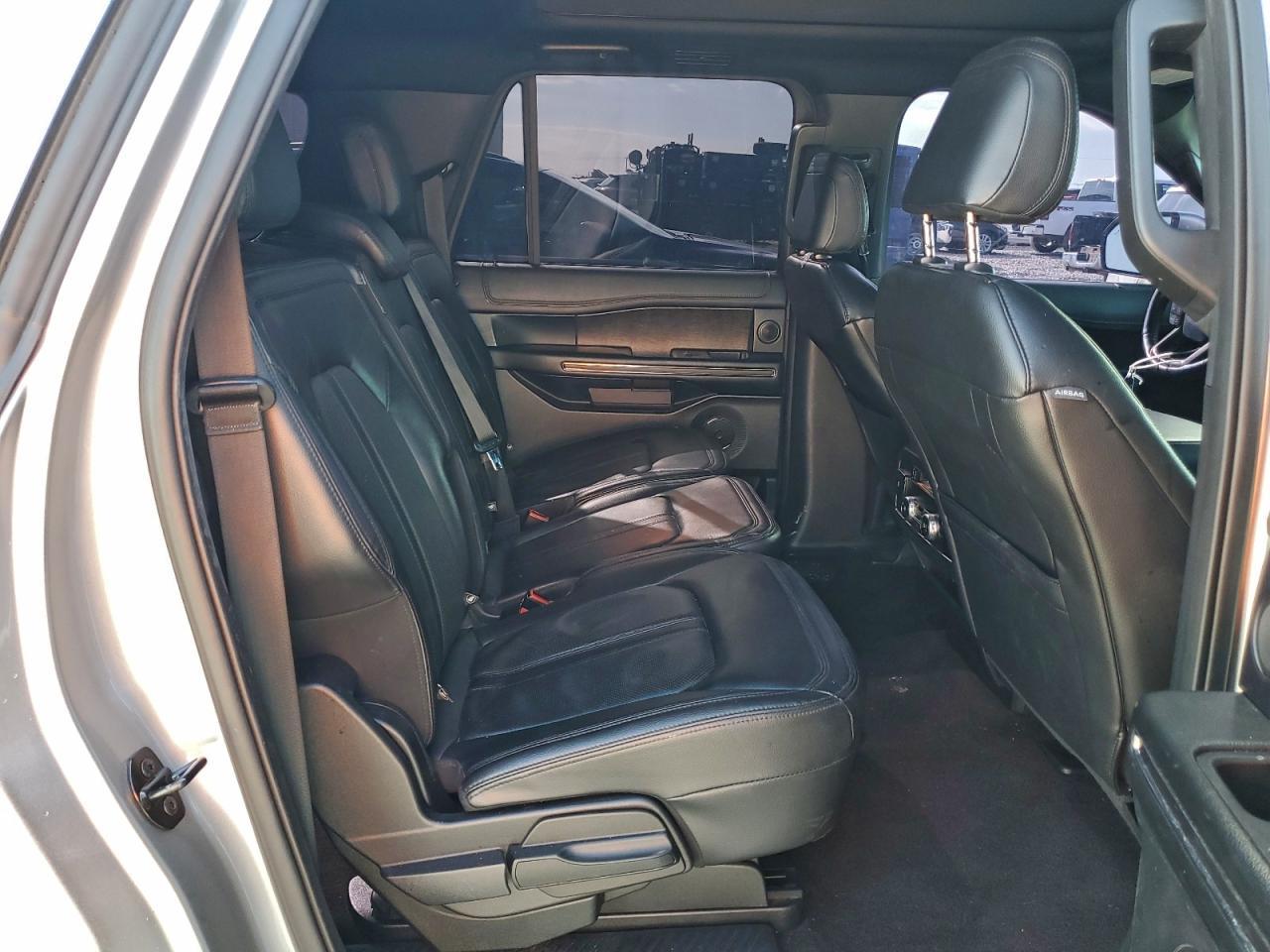 2021 FORD Expedition