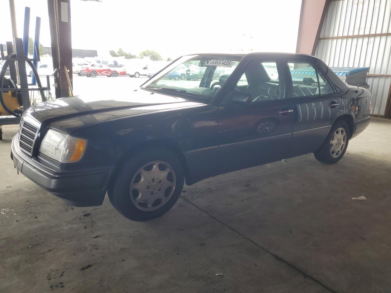 1995 MERCEDES-BENZ E-Class