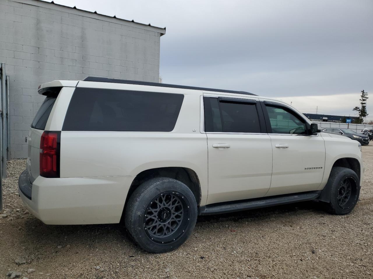 2015 CHEVROLET Suburban