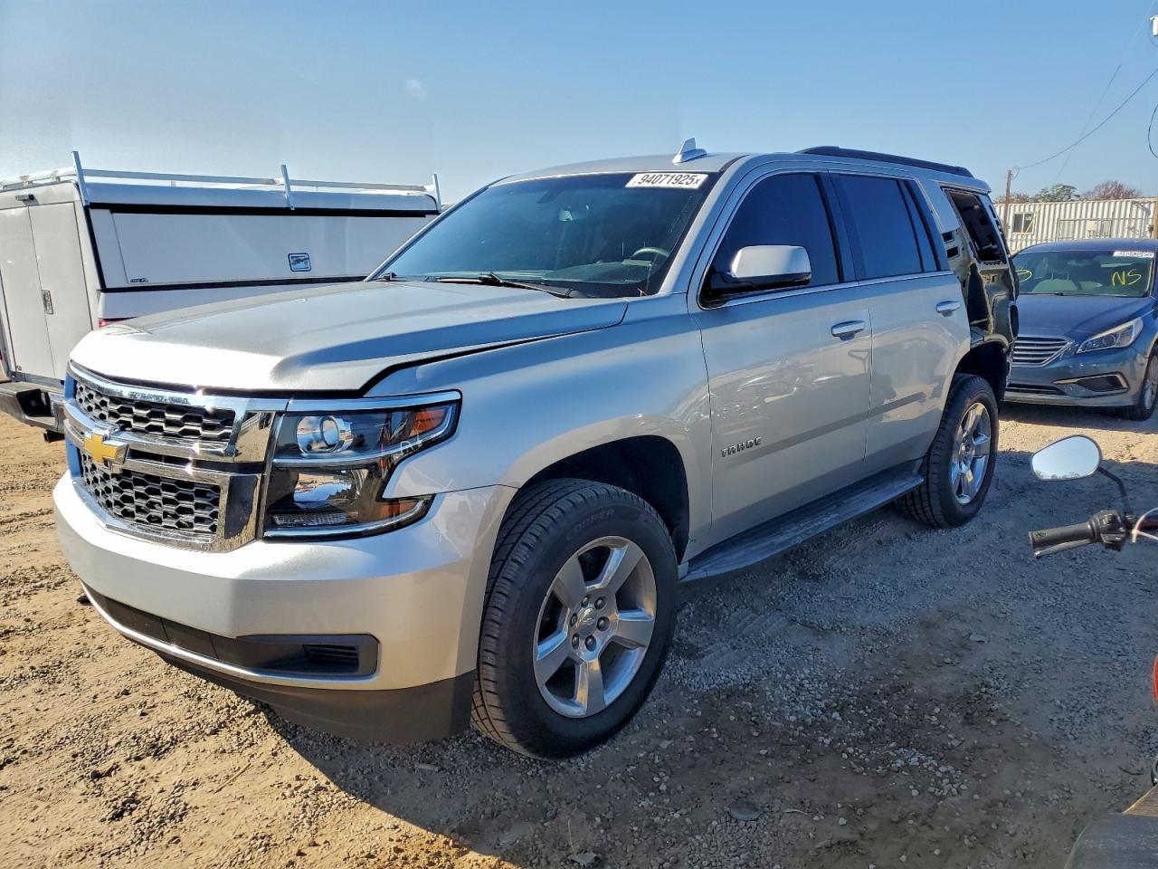 2015 CHEVROLET Tahoe