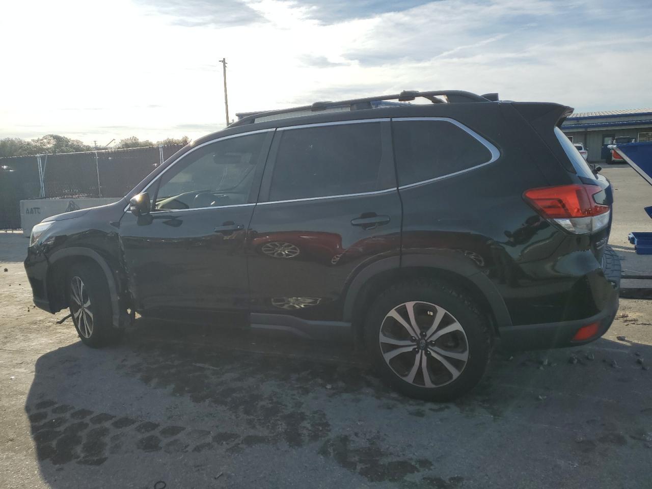 2019 SUBARU FORESTER