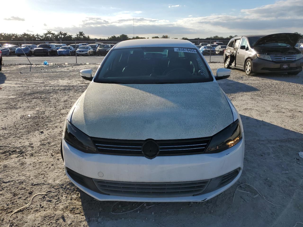 2013 VOLKSWAGEN JETTA