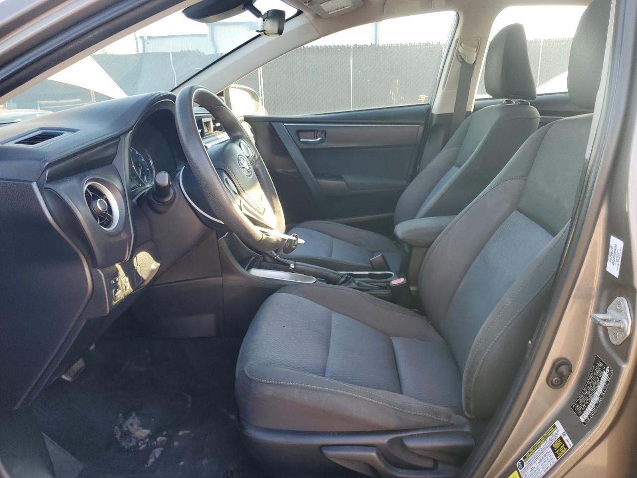 2017 TOYOTA COROLLA