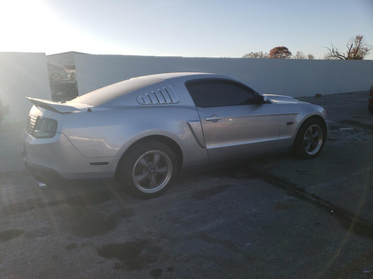2012 FORD MUSTANG