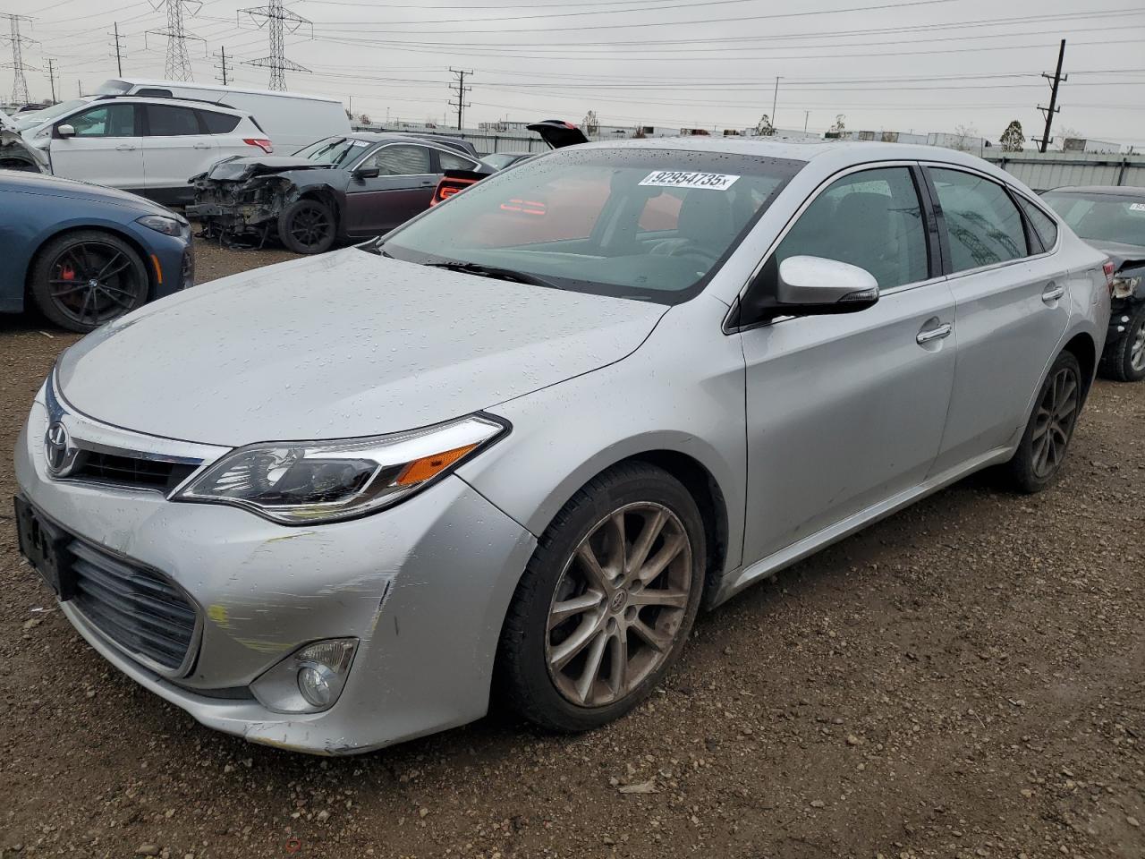 2014 TOYOTA Avalon
