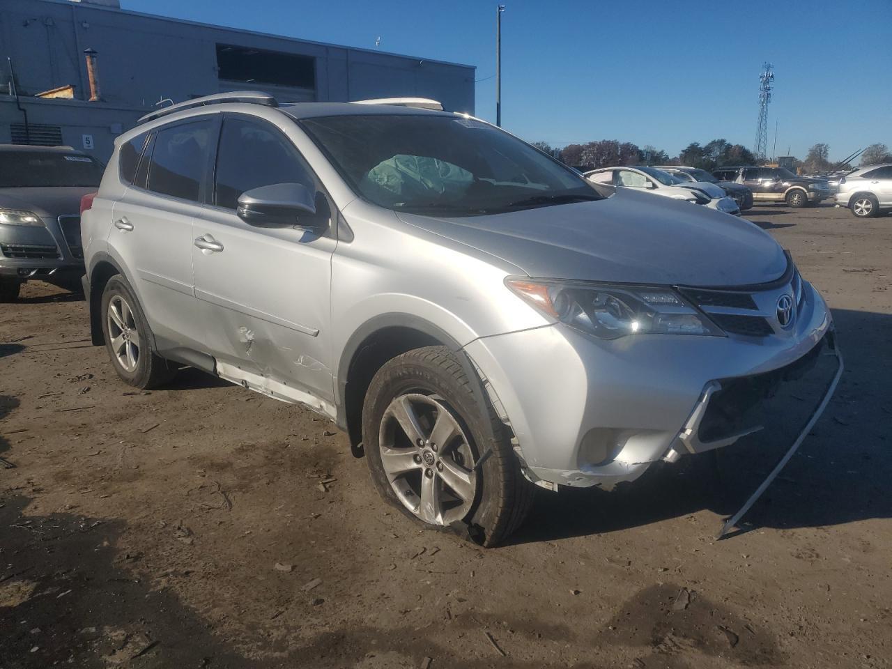 2015 TOYOTA RAV4