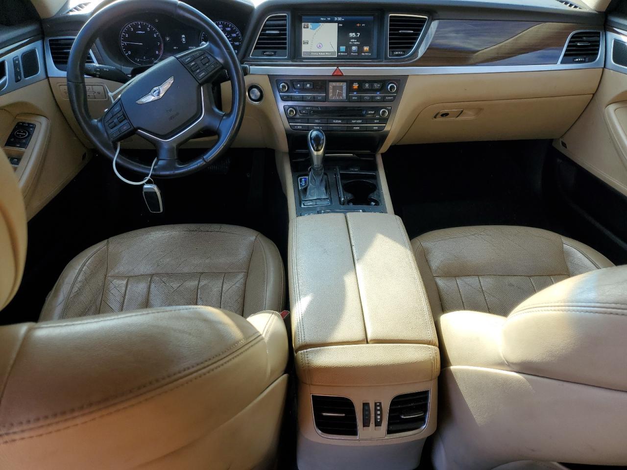 2015 HYUNDAI GENESIS