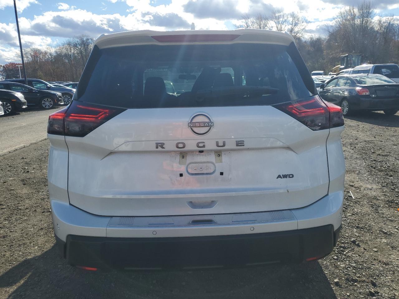2025 NISSAN ROGUE