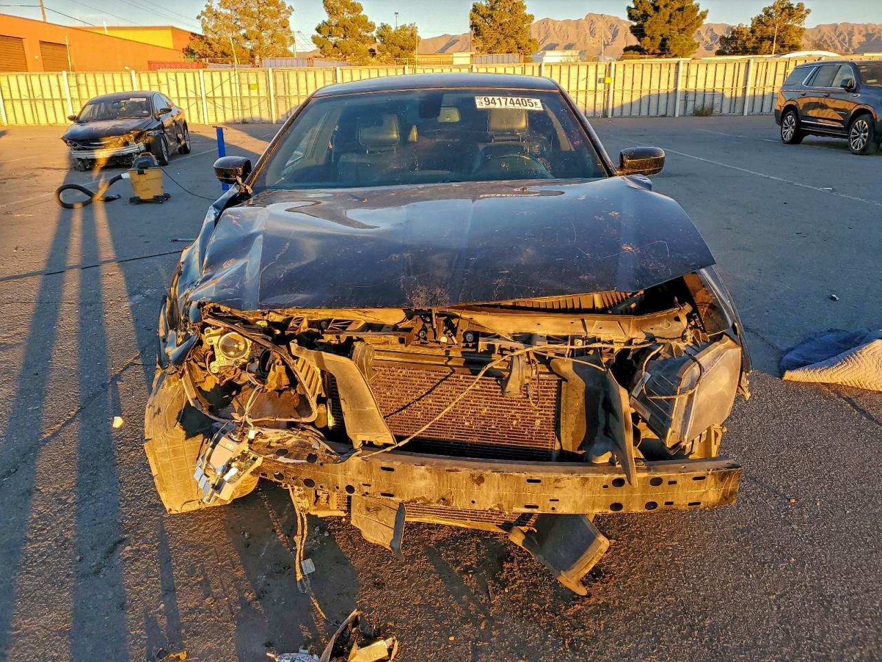 2019 CHRYSLER 300