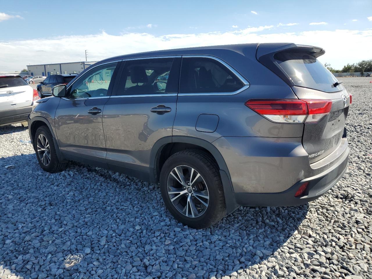 2019 TOYOTA HIGHLANDER