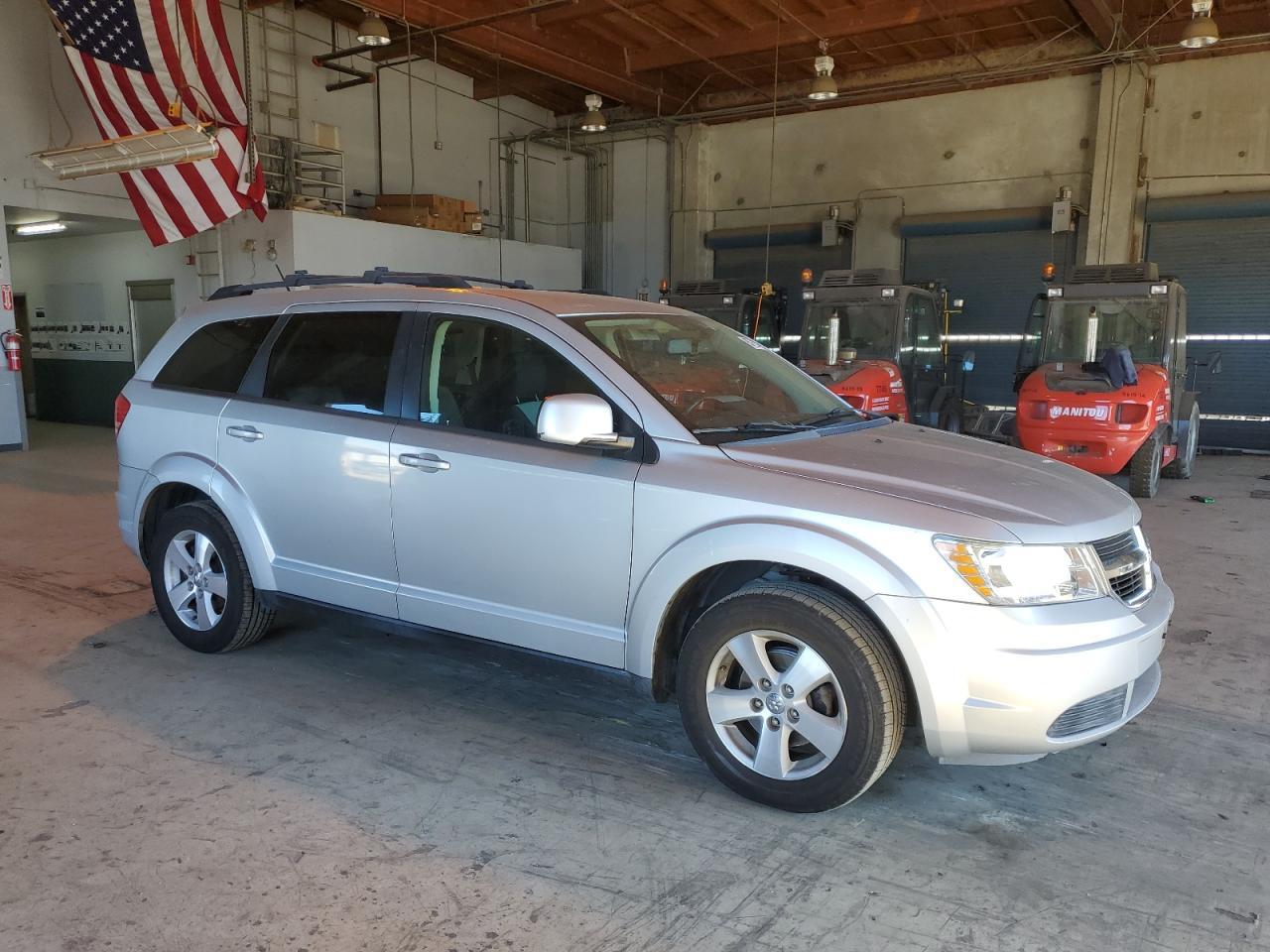 2009 DODGE JOURNEY