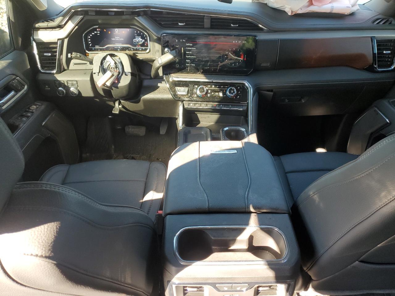 2025 GMC Sierra
