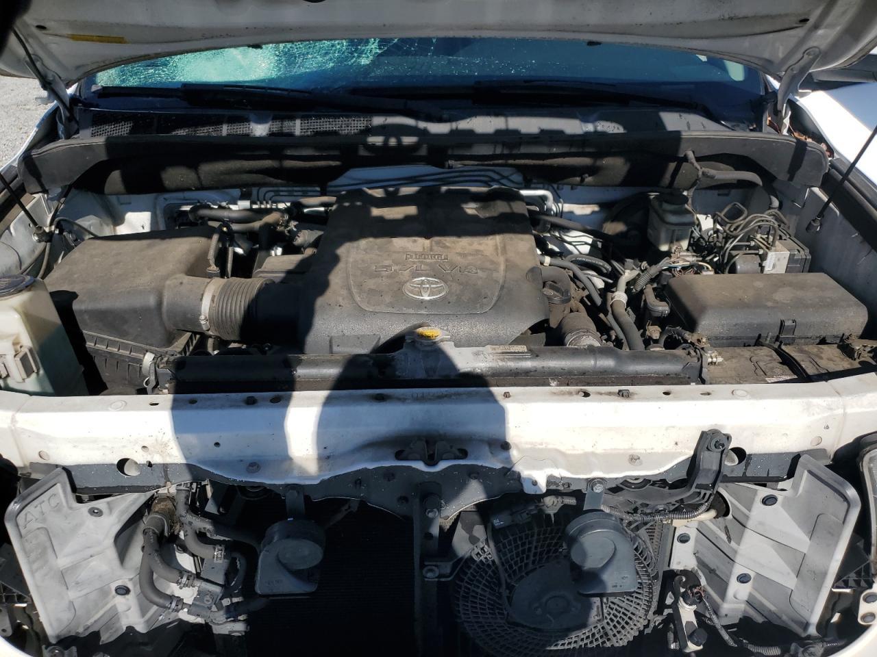 2011 TOYOTA Sequoia