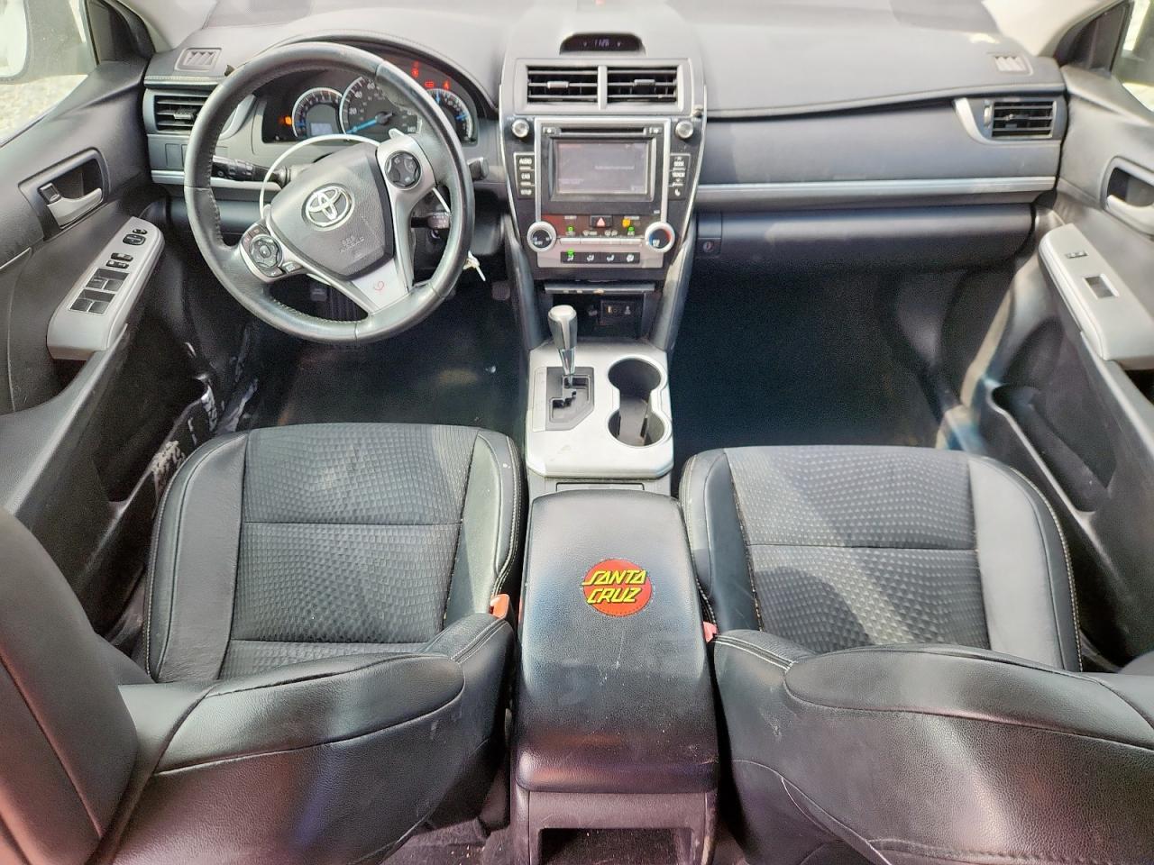 2014 TOYOTA CAMRY
