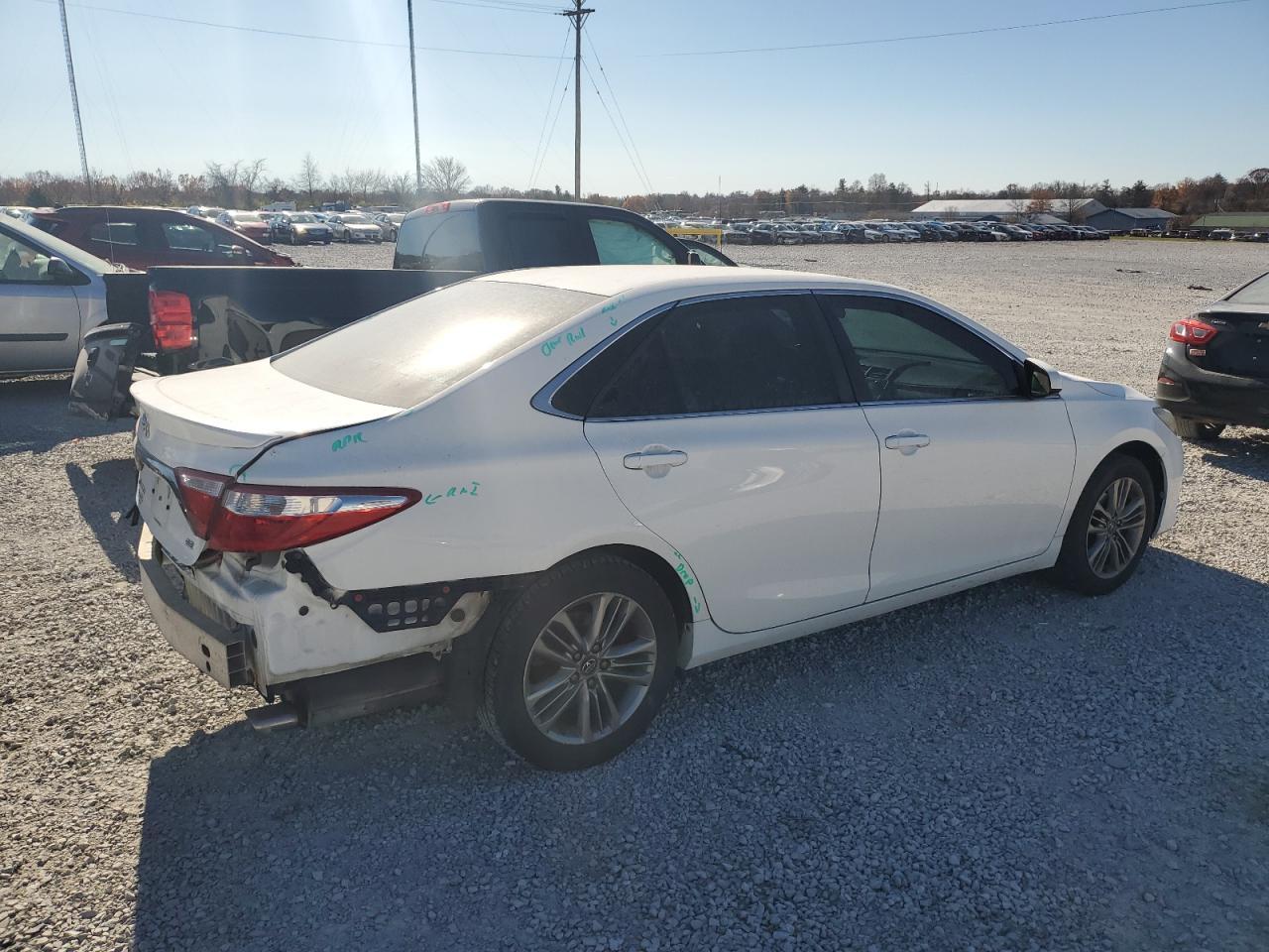 2016 TOYOTA CAMRY