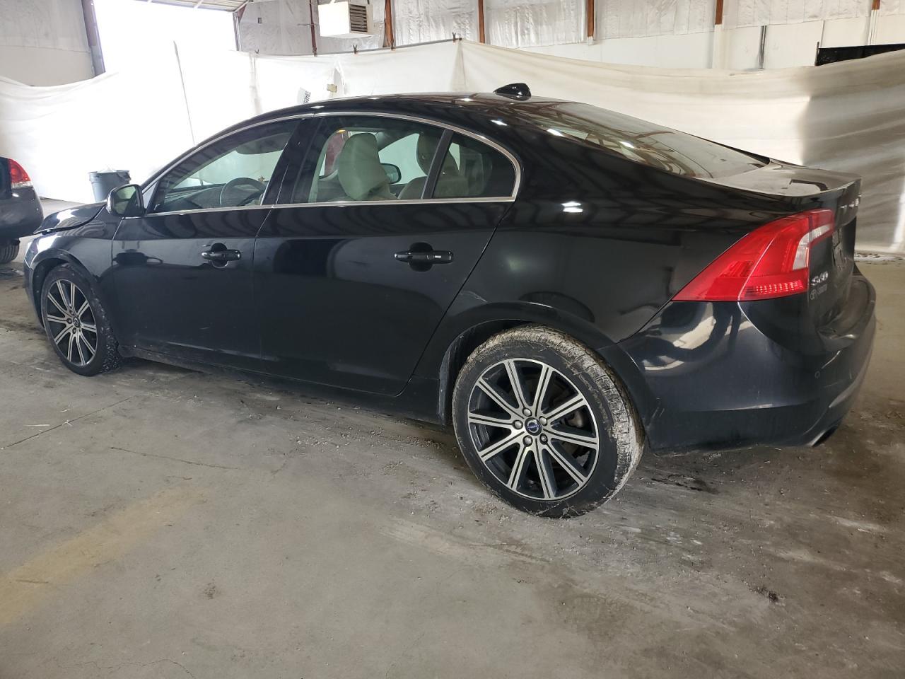 2017 VOLVO S60