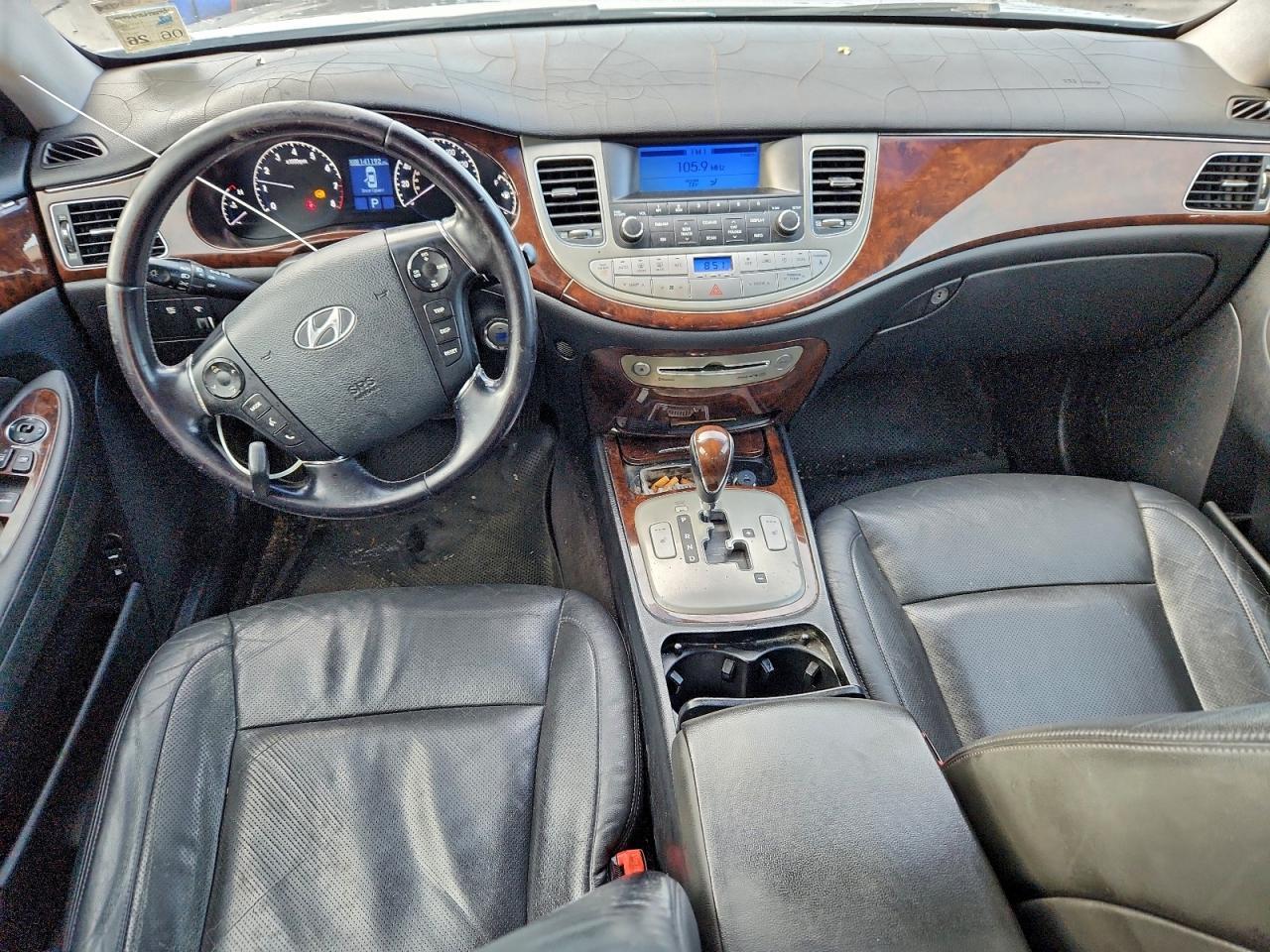 2011 HYUNDAI GENESIS