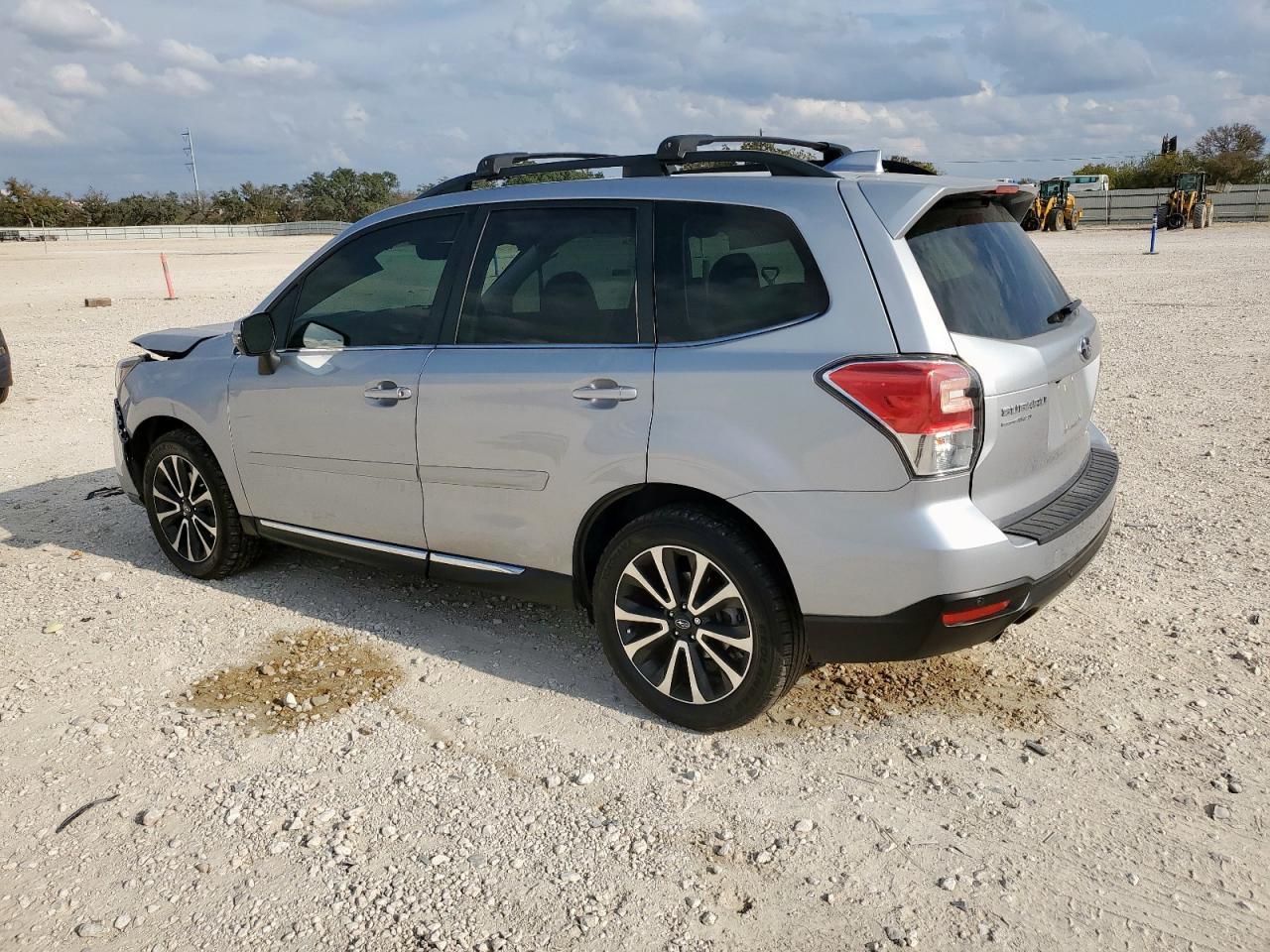 2018 SUBARU FORESTER
