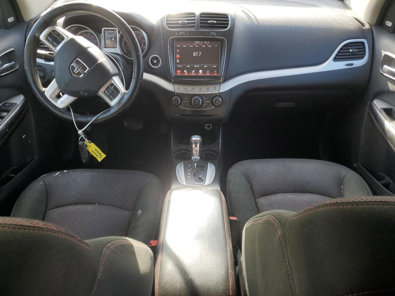 2011 DODGE JOURNEY