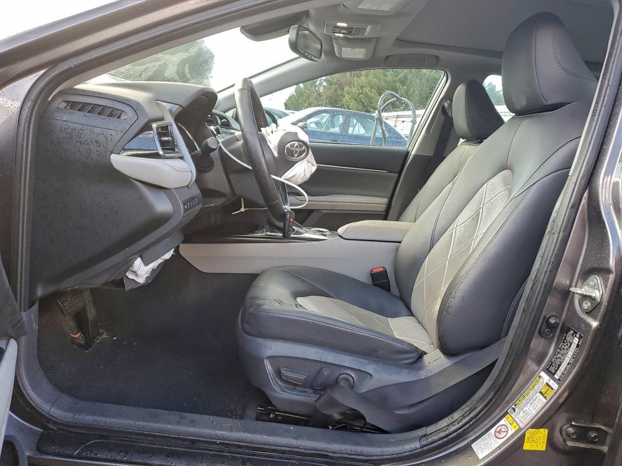 2019 TOYOTA CAMRY