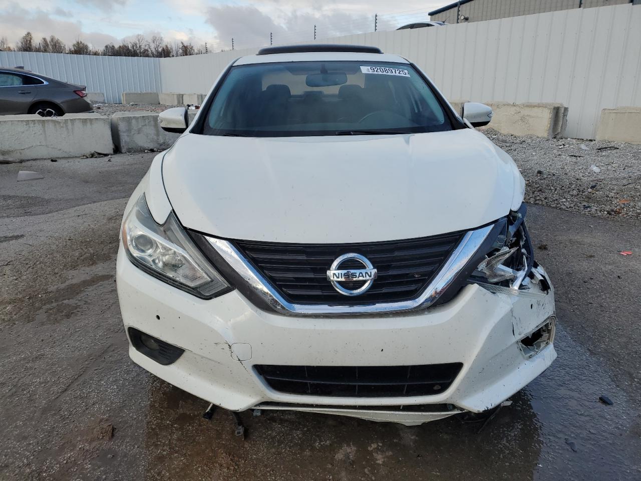 2016 NISSAN ALTIMA