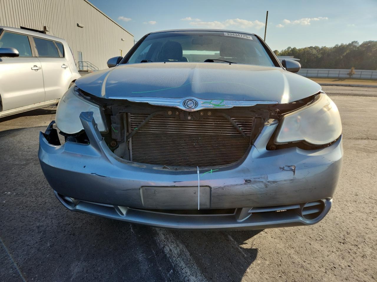 2010 CHRYSLER Sebring