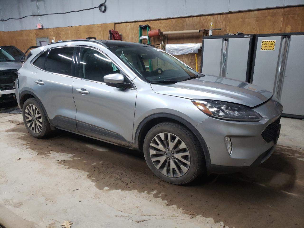 2021 FORD ESCAPE
