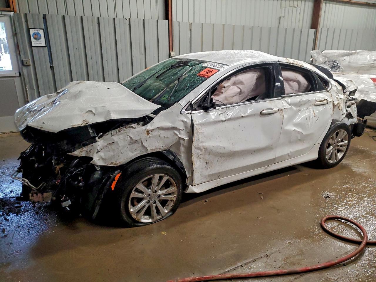 2016 CHRYSLER 200