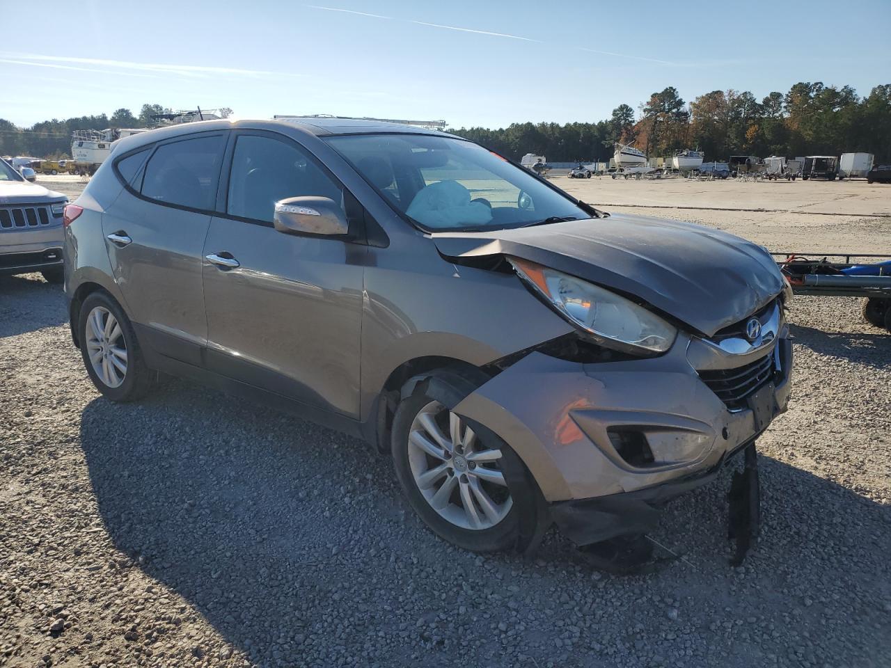 2011 HYUNDAI TUCSON