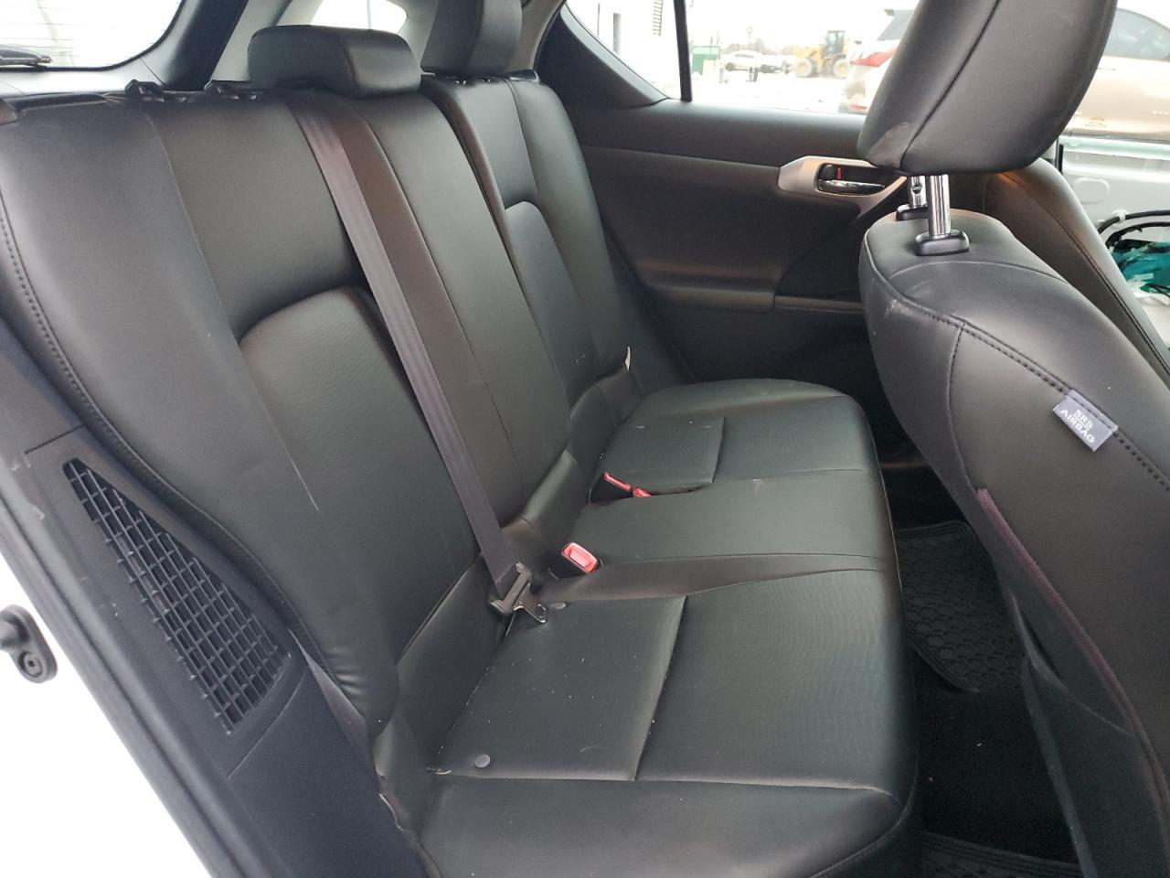2011 LEXUS CT 200
