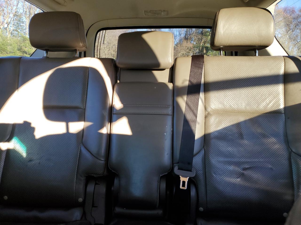 2011 LEXUS GX 460