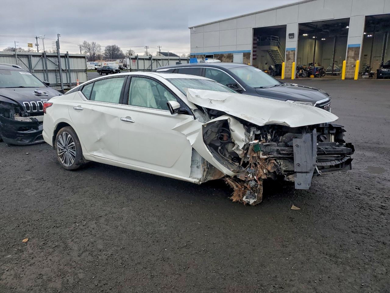 2024 NISSAN ALTIMA