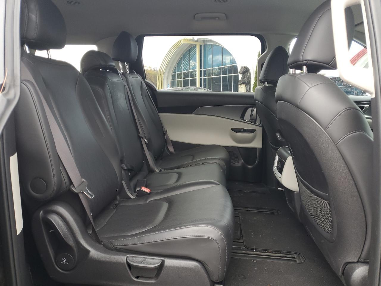 2024 KIA Carnival