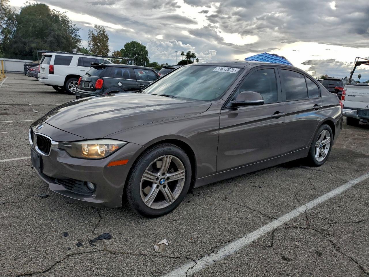 2013 BMW 3 SERIES