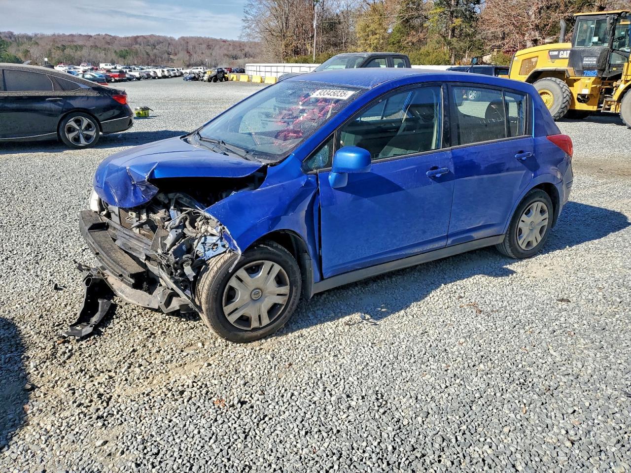 2011 NISSAN VERSA