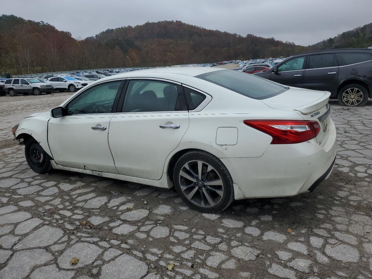 2016 NISSAN ALTIMA