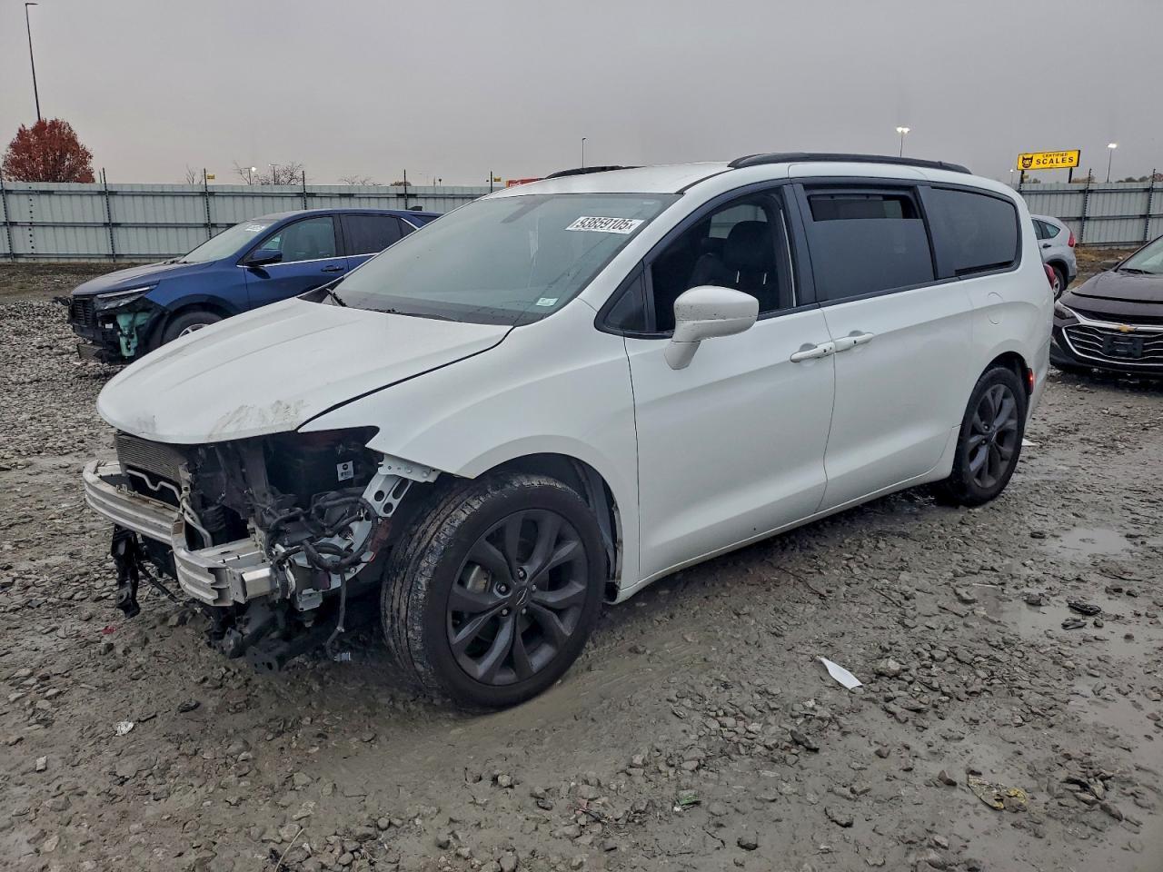2020 CHRYSLER Pacifica