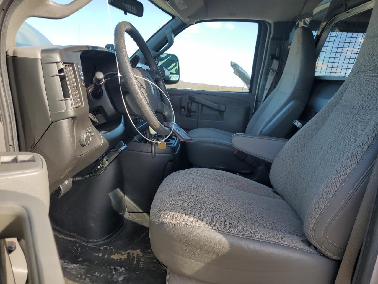 2018 CHEVROLET Express 3500