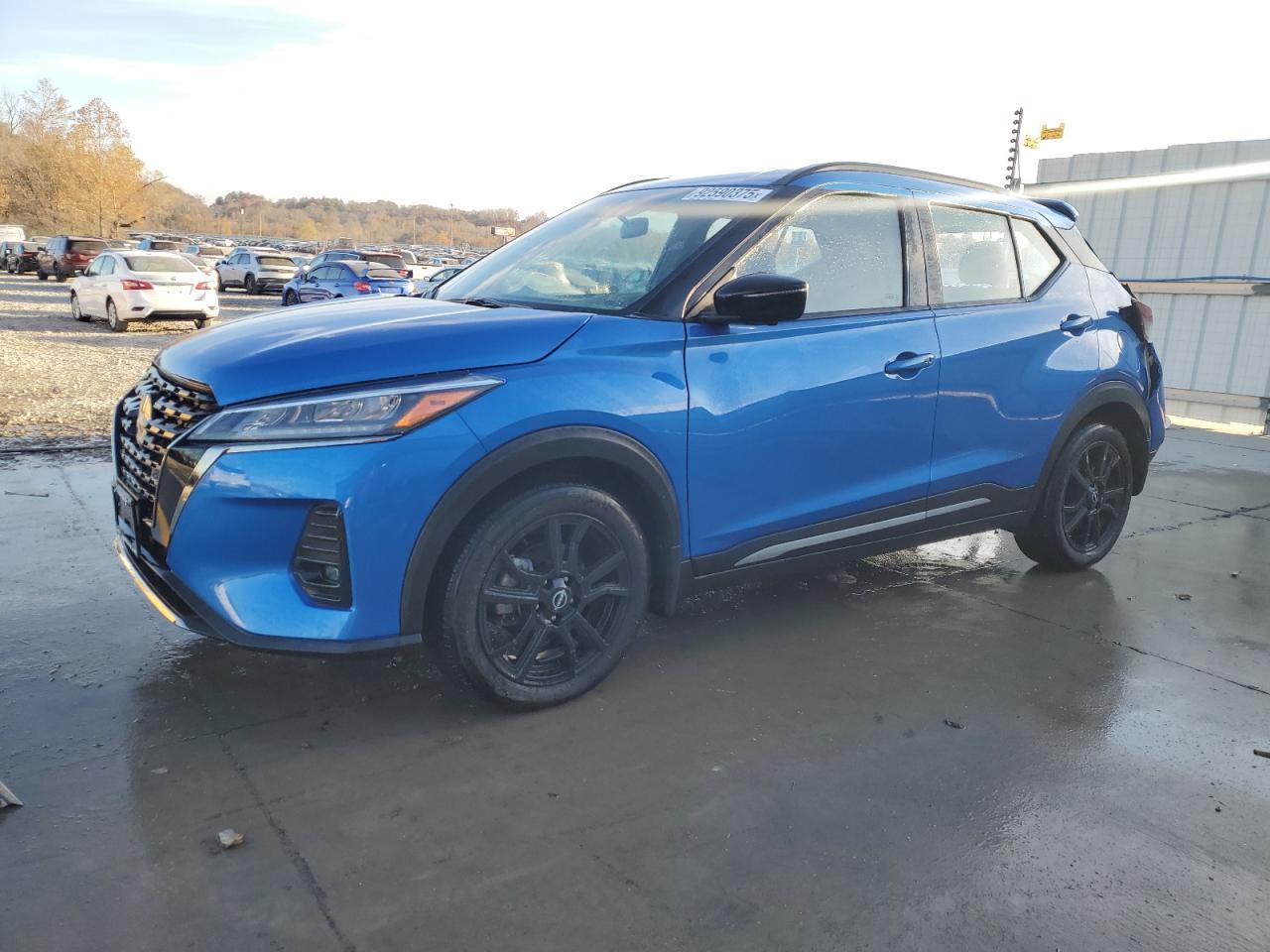 2024 NISSAN KICKS