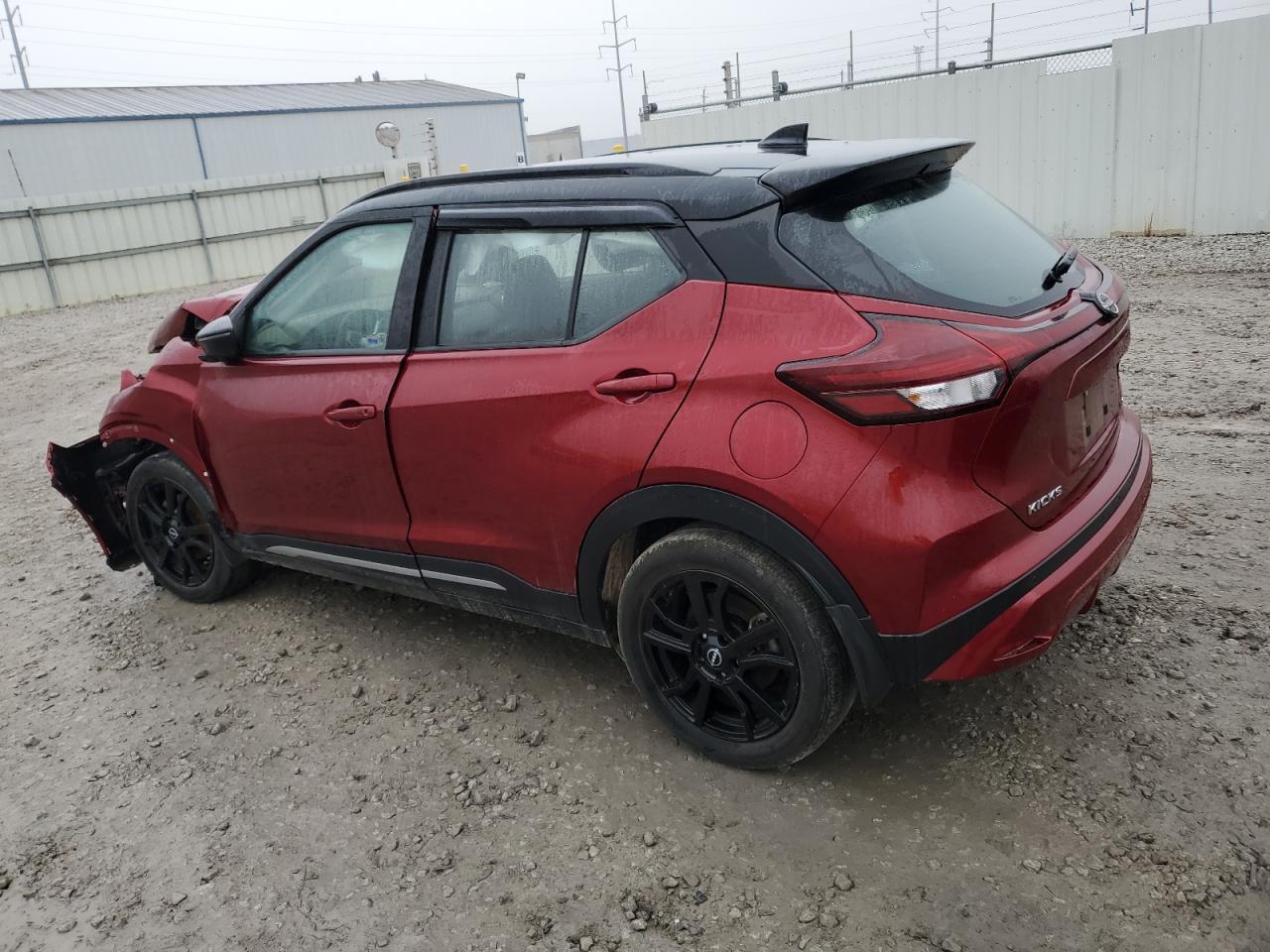 2024 NISSAN KICKS
