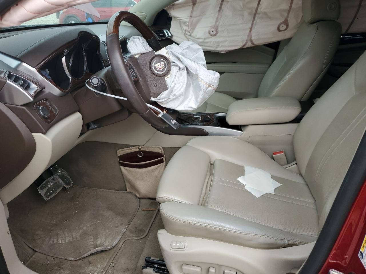 2010 CADILLAC SRX