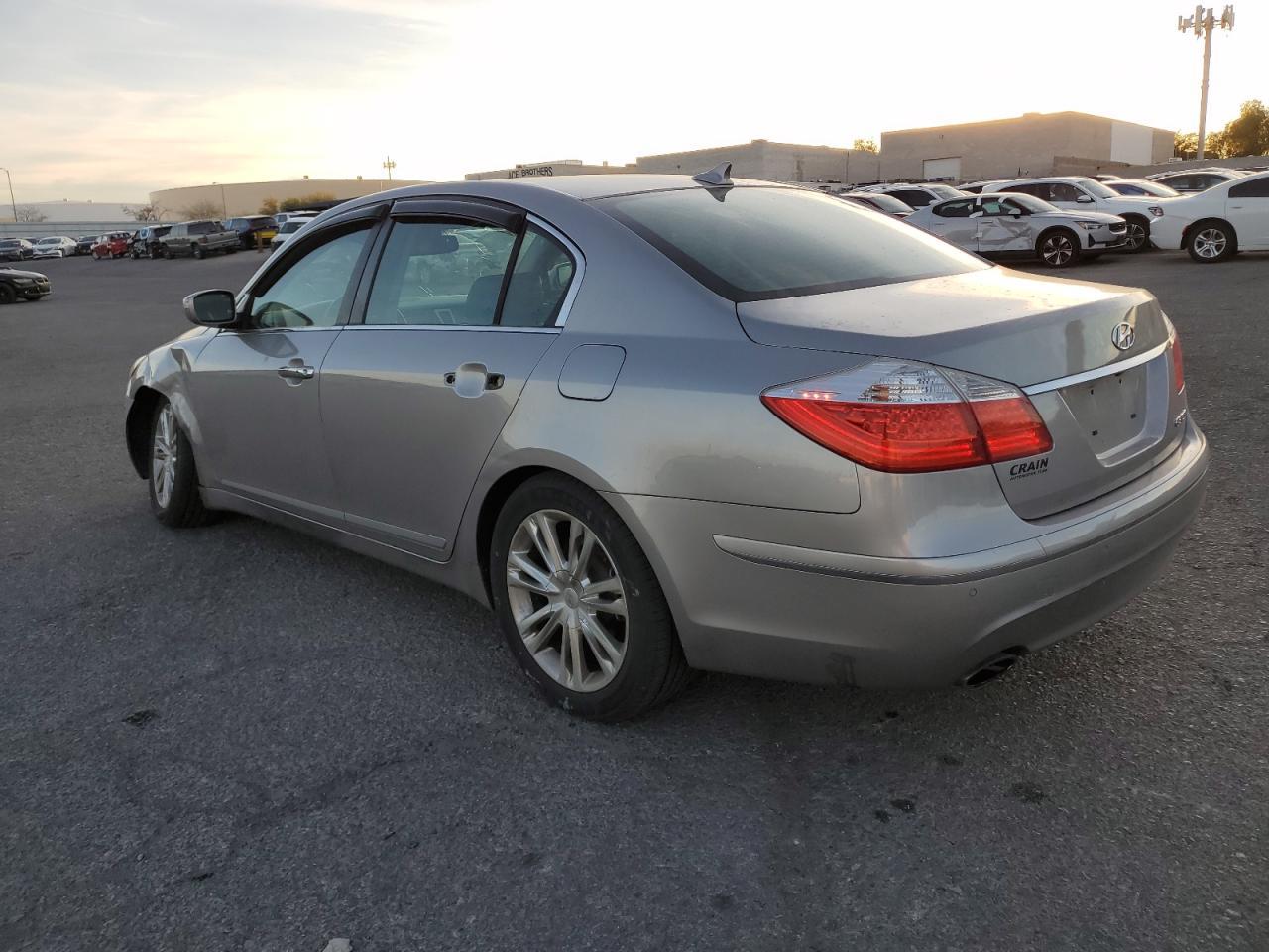 2009 HYUNDAI GENESIS