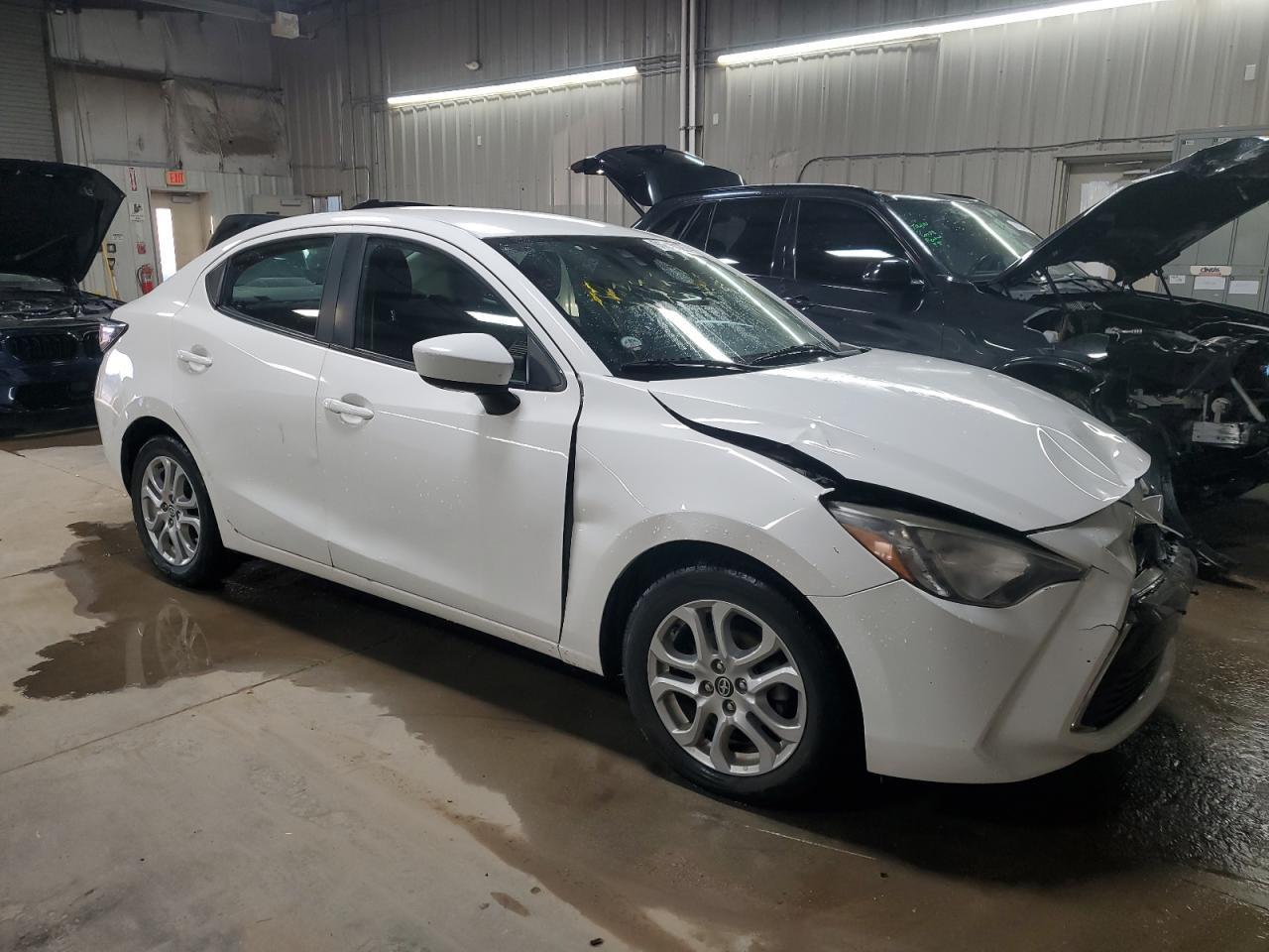 2016 TOYOTA SCION