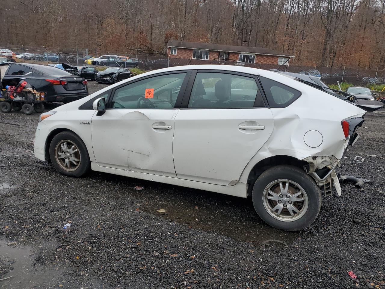 2011 TOYOTA PRIUS