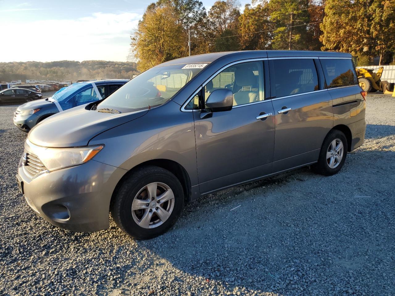 2014 NISSAN Quest