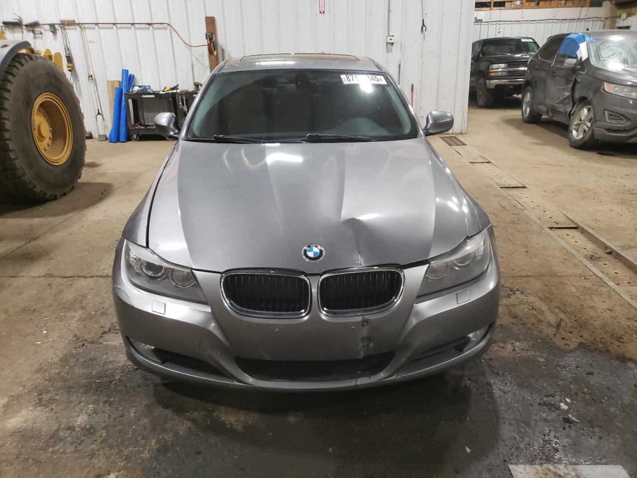 2011 BMW 3 SERIES