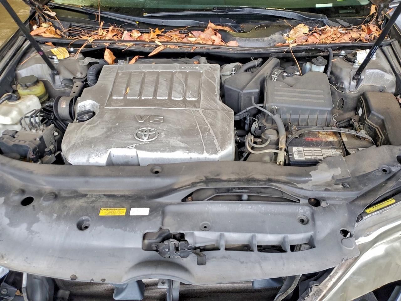 2011 TOYOTA Avalon